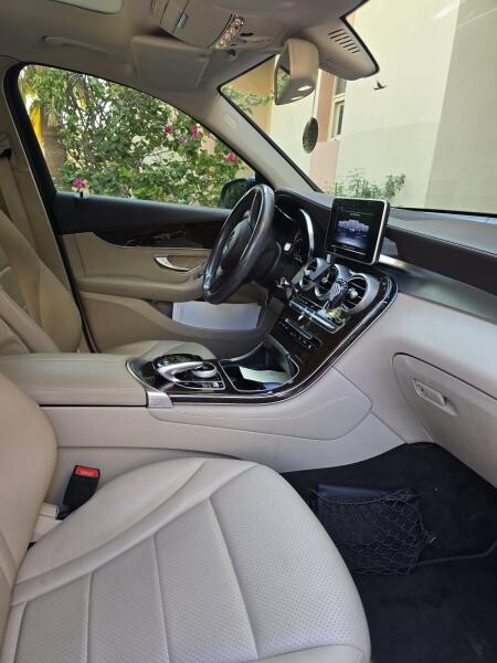 MERCEDES GLC 250 2019 FOR SALE - 3