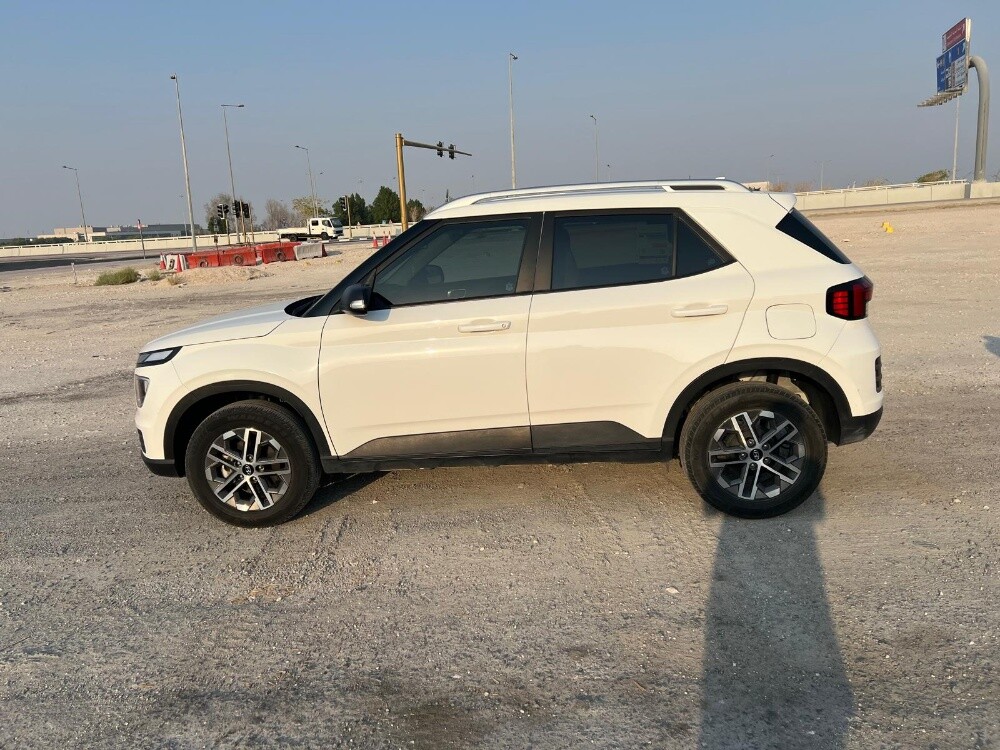للبيع هيونداي فينيو - 4
