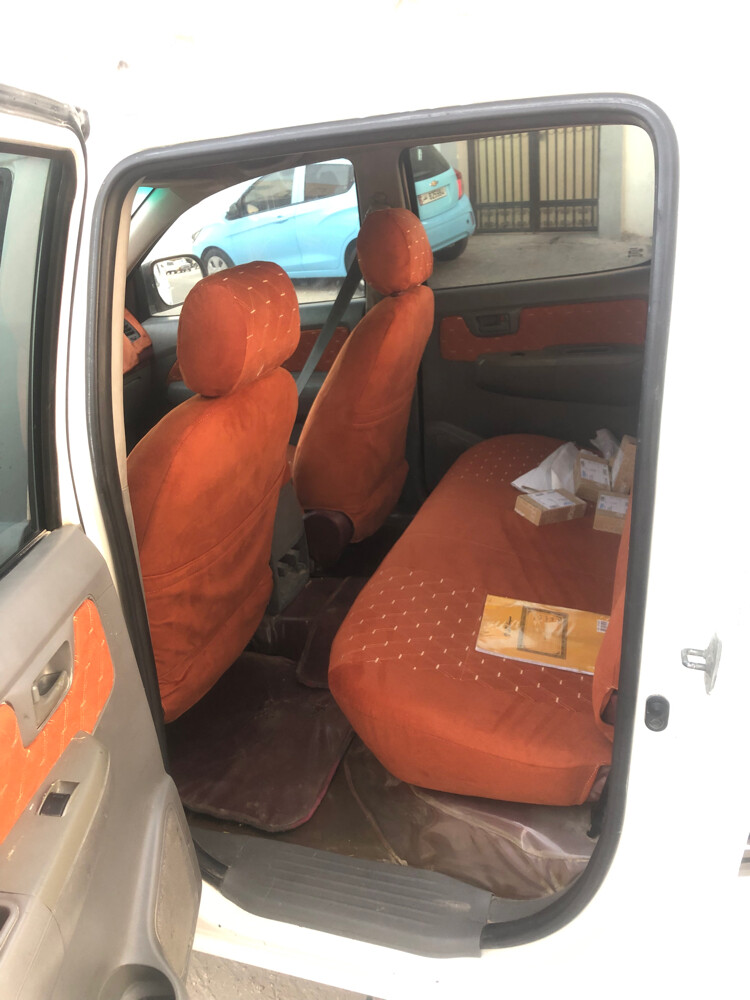 HILUX - 6