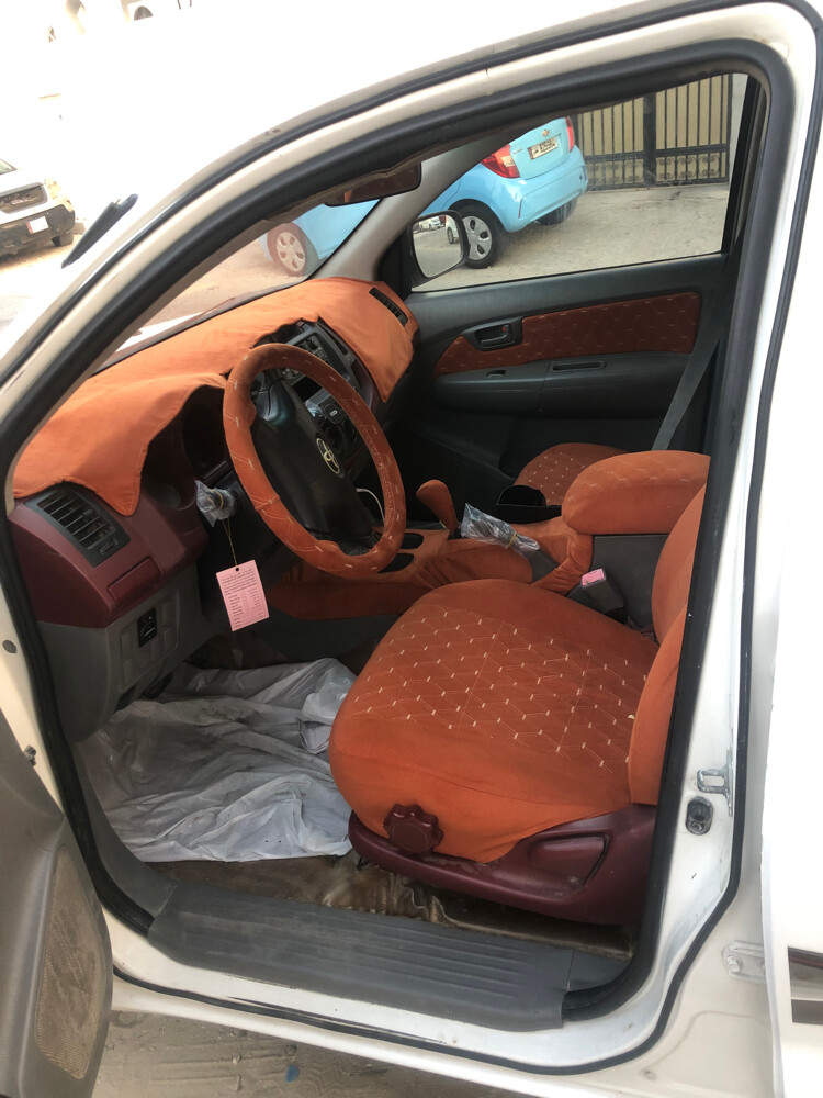 HILUX - 4