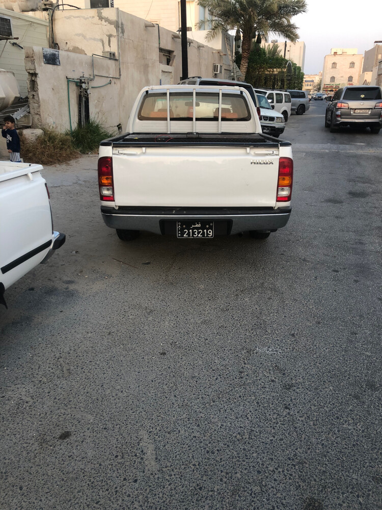 HILUX - 9