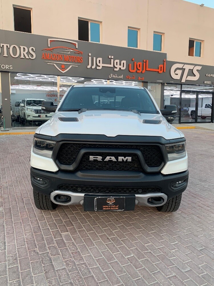 Dodge Ram 1500 Rebel - 4