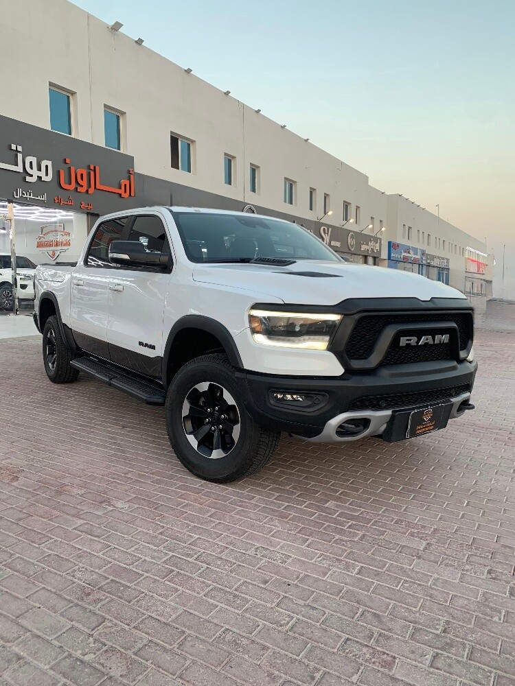 Dodge Ram 1500 Rebel - 1