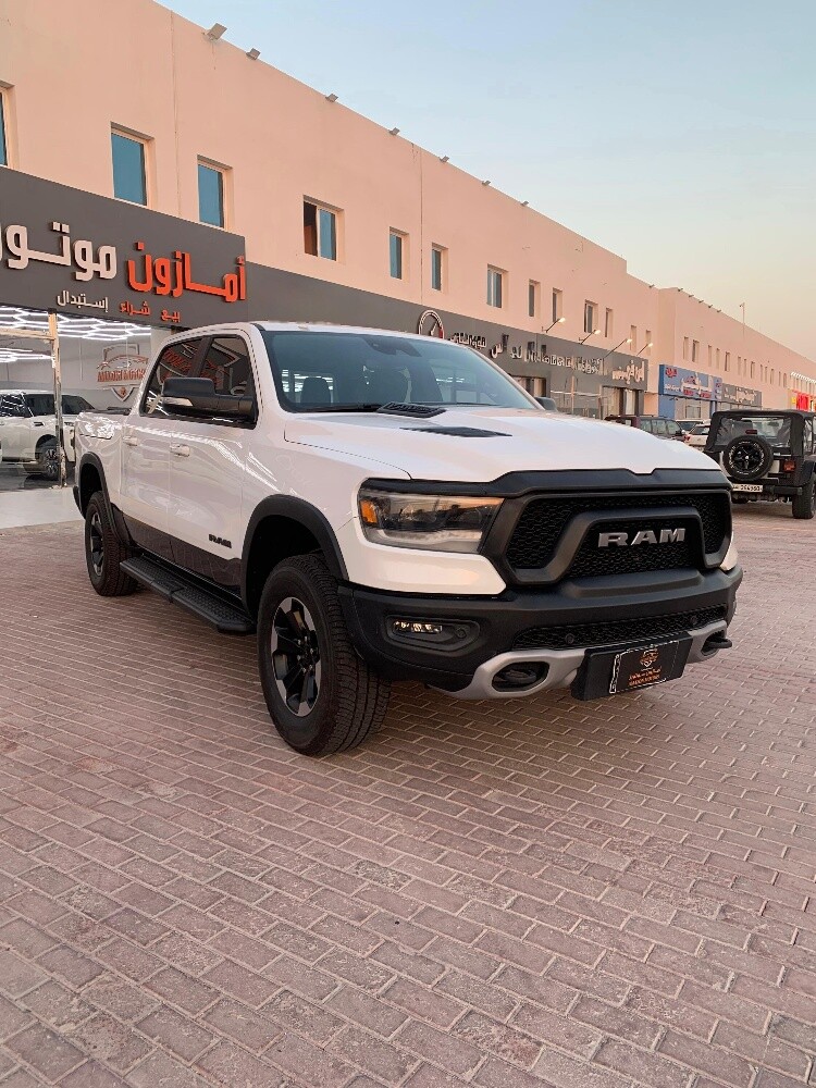 Dodge Ram 1500 Rebel - 3
