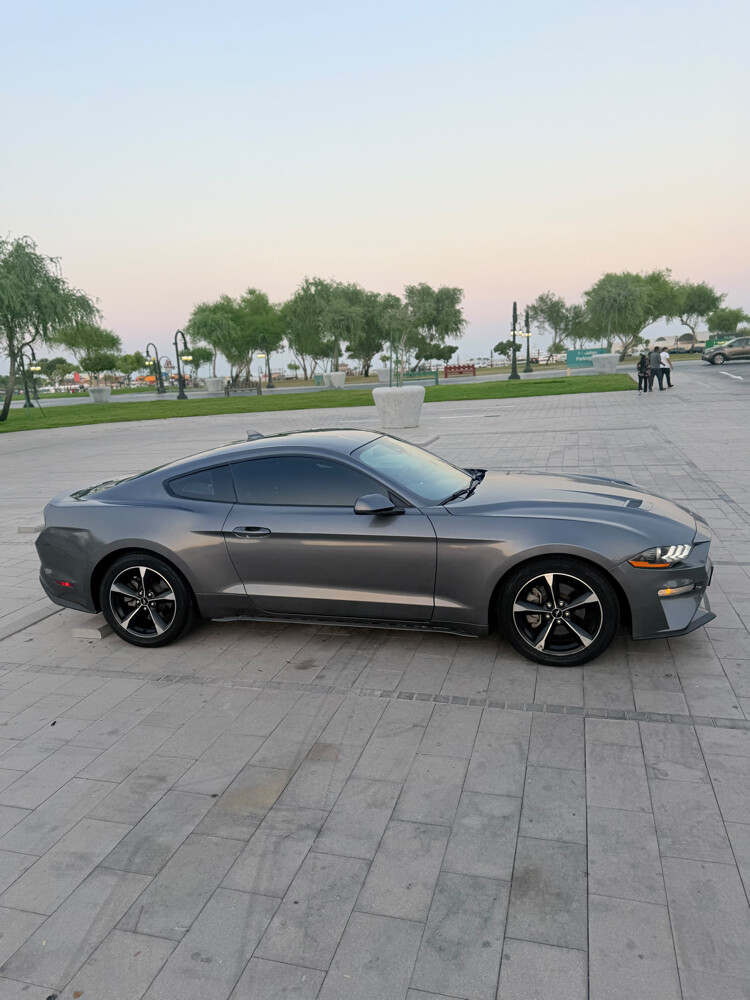 Neat and clean car  - 3