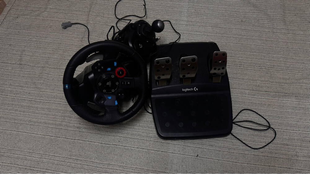 Logitech g29 - 4