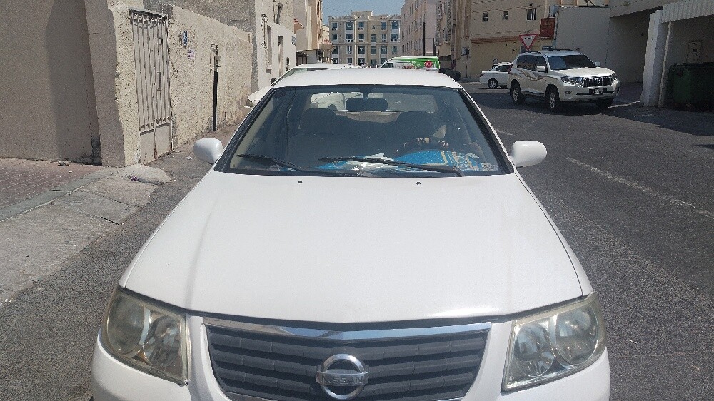 Nissan Sunny South Korea - 4