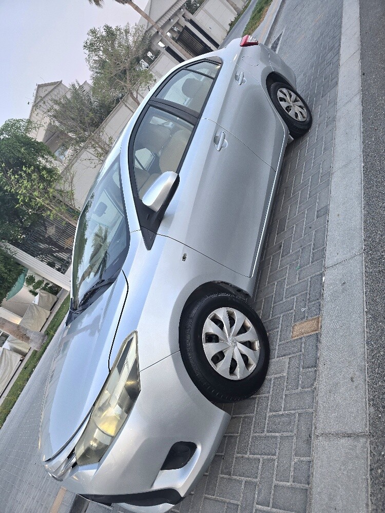 family use model 15 Toyota Yaris - 6