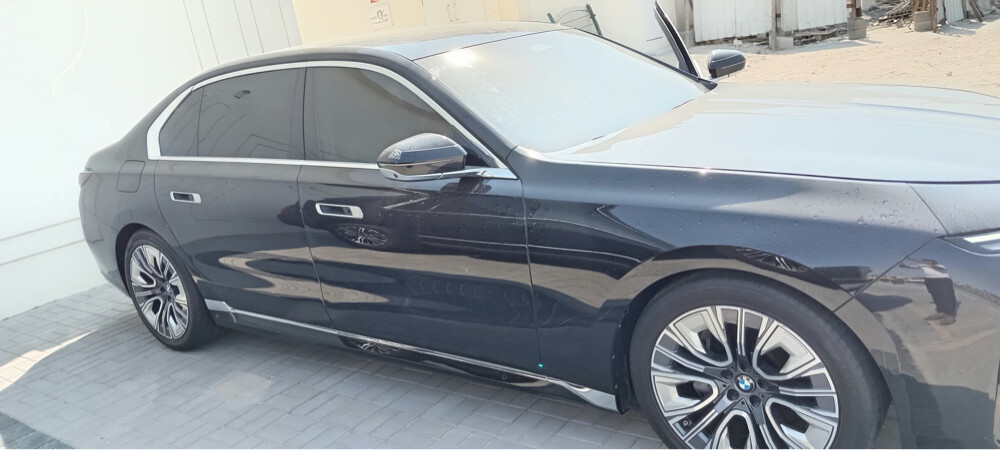FOR SALE – BMW 735i 2025 - 5
