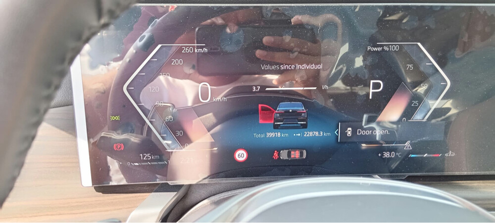 FOR SALE – BMW 735i 2025 - 4
