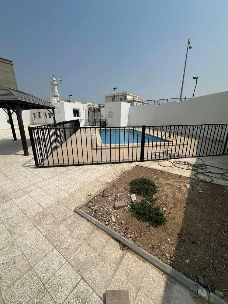 Villa for rent in Al Salata - 13