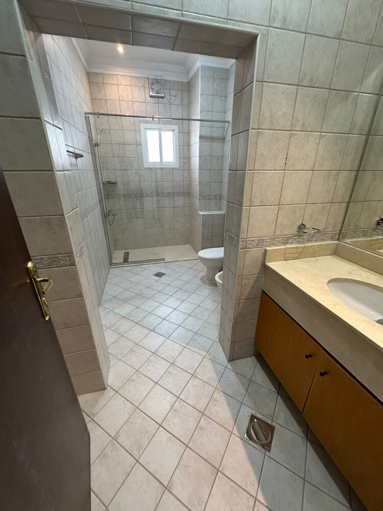 Villa for rent in Al Salata - 8