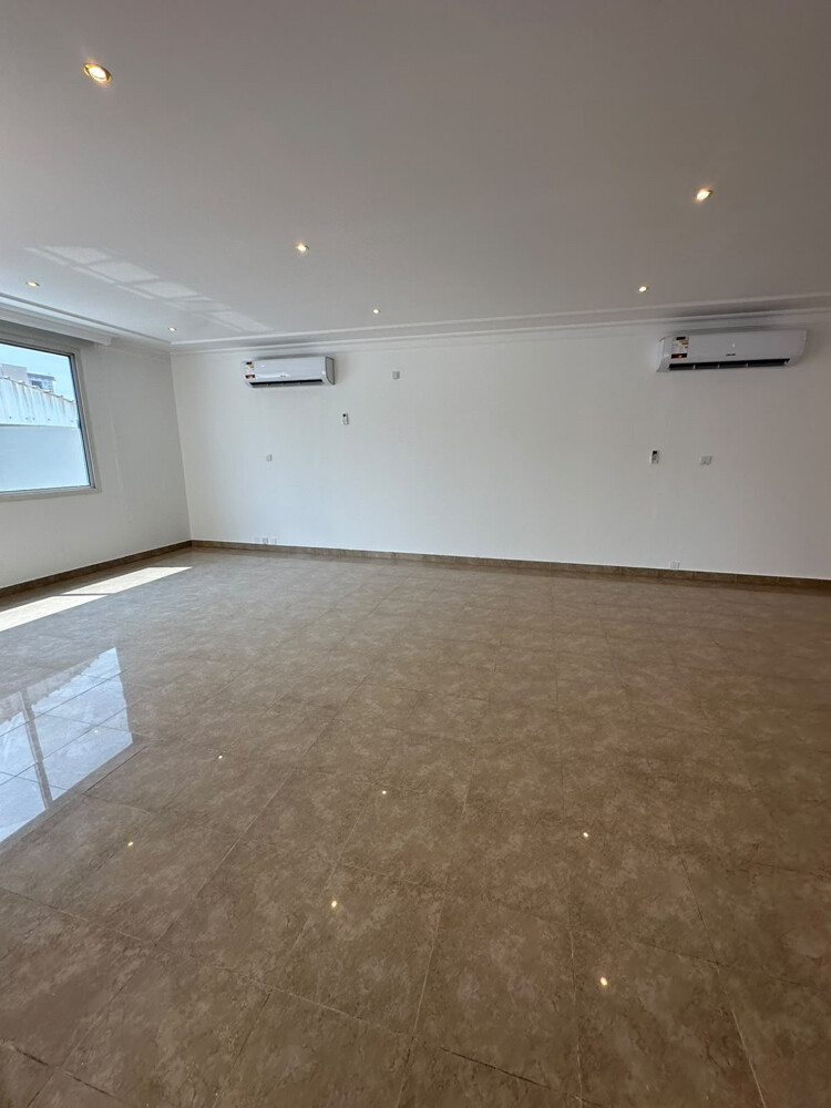 Villa for rent in Al Salata - 2