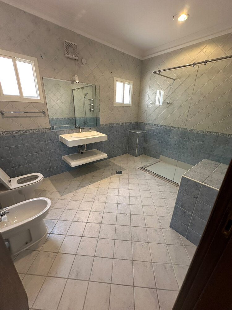 Villa for rent in Al Salata - 6