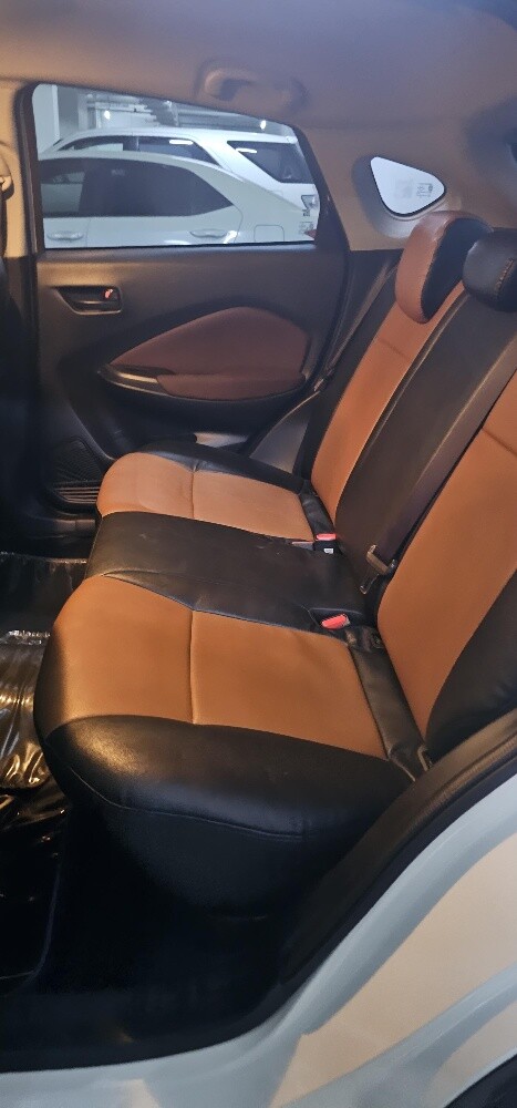 Suzuki Fronx. 2024 - 7
