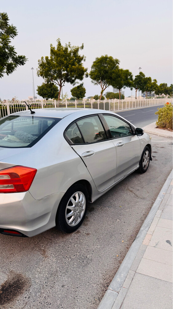 HONDA CITY 2012 FAMILY USED - 4