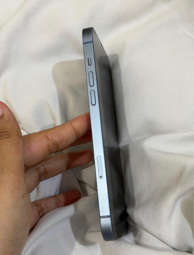 iPhone 14 Plus 128 GB 85% health - 3