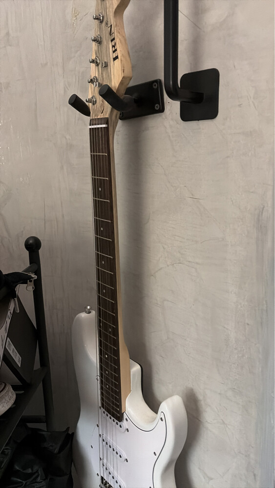 electric guitar irin - 2