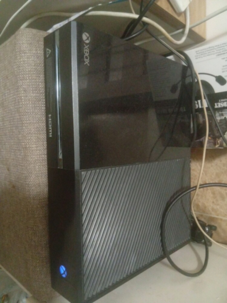 XBOX ONE + new controller read disc - 1