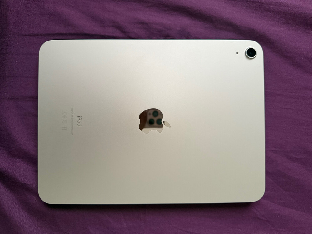IPad 10th Gen 64GB - 4