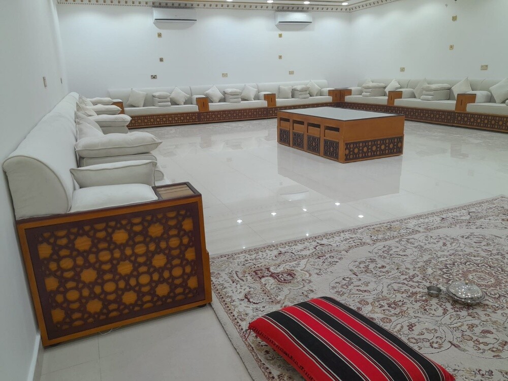 majlis sofa - 12