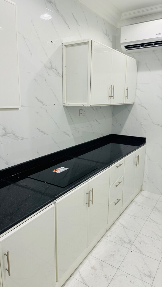 Modern & Stylish Kitchen Cabinet - 4