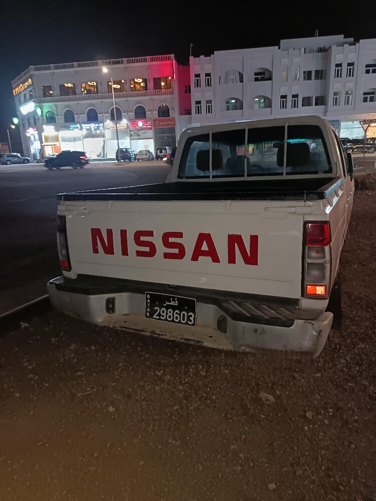 Nissan pickup all run - 3