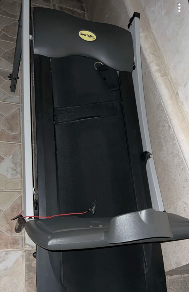 Electric treadmill in excellent and - 1
