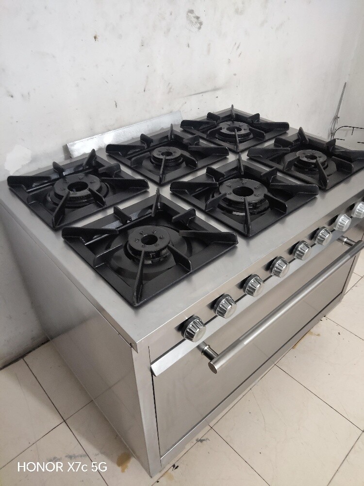6 bunaer full gas cooker available - 2