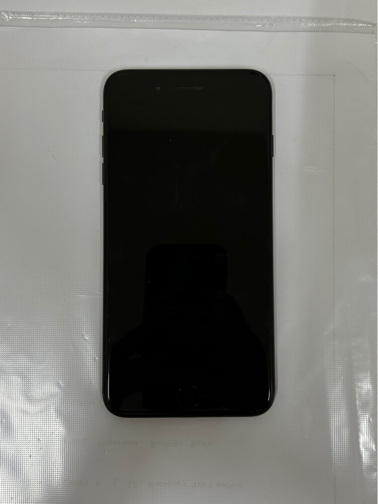 iPhone 7 Plus  - 2