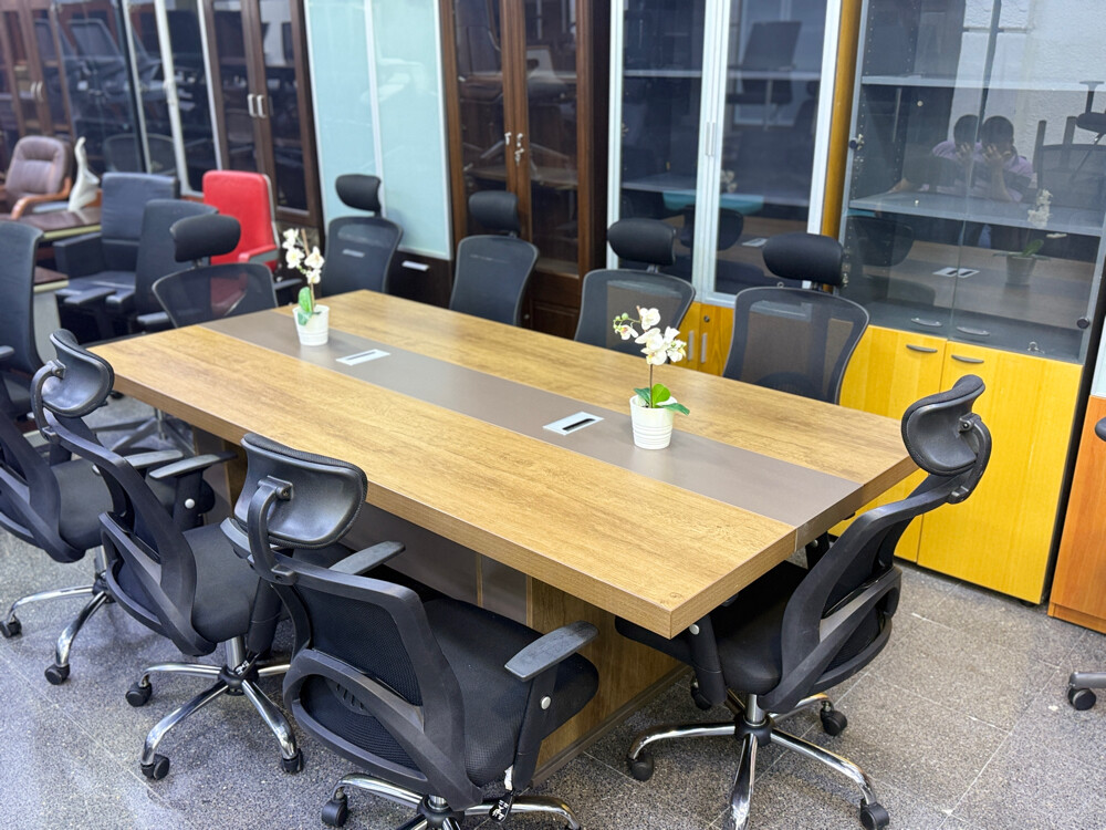 USED excessive furniture table DOHA - 6