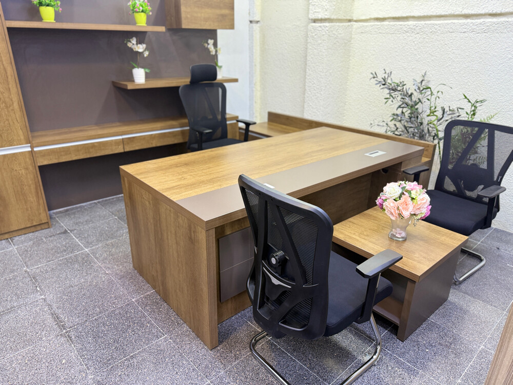 USED excessive furniture table DOHA - 8