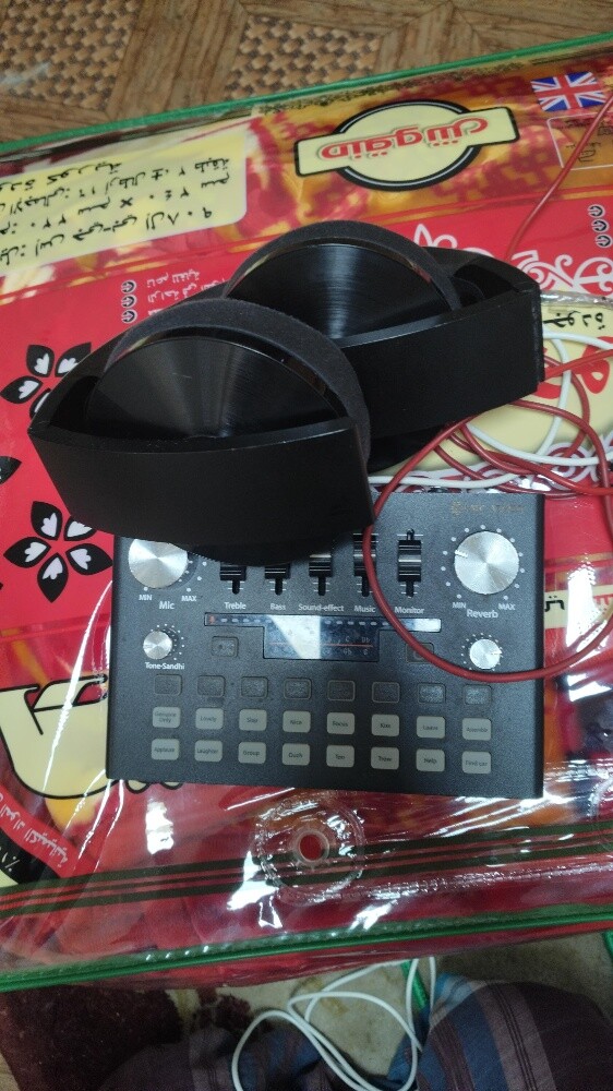 pmc sound card with sony headphones - 3