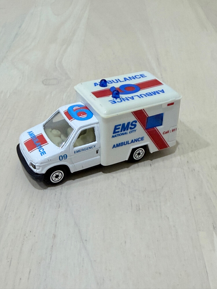 branded diecast cars new - 21
