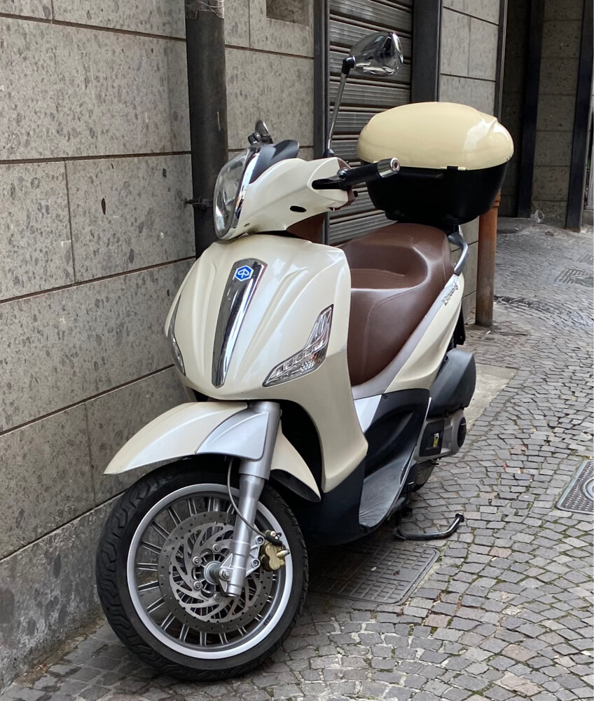Piaggio Beverly 300 automatic gear  - 1