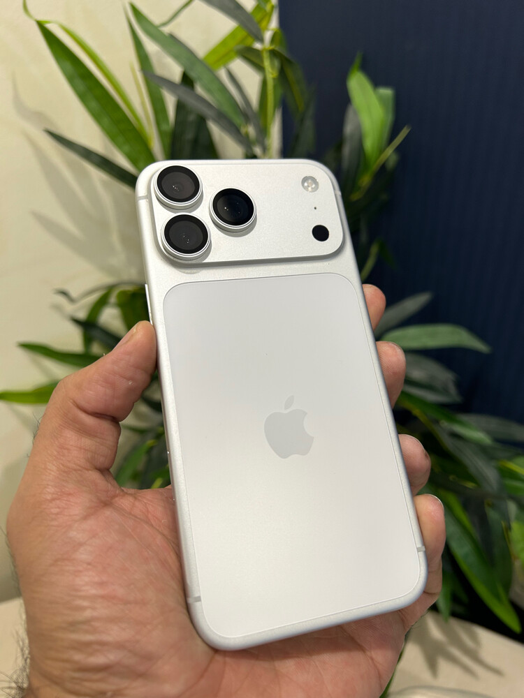iPhone 17 Pro Max 256GB 90% - 1