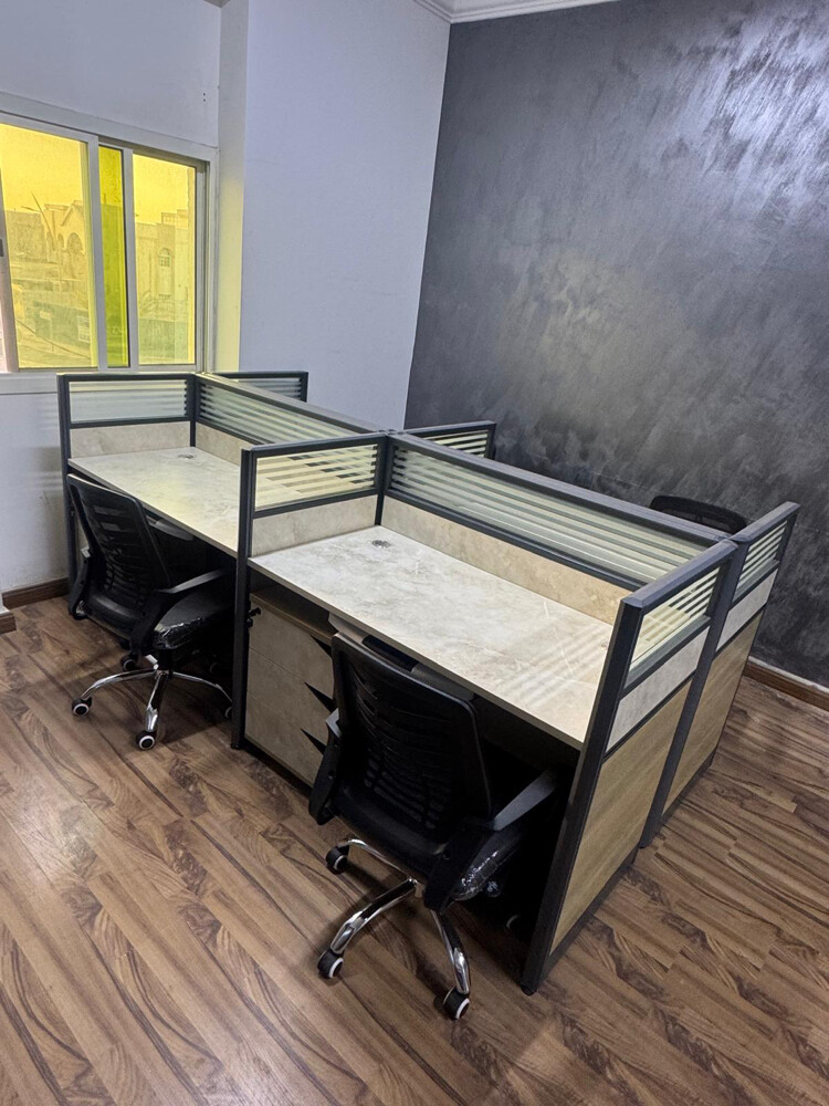 120 cm  4 person workstation 1800  - 7