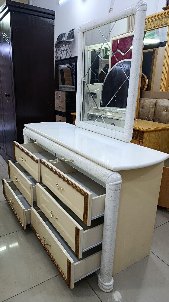 drasing table for sale - 5