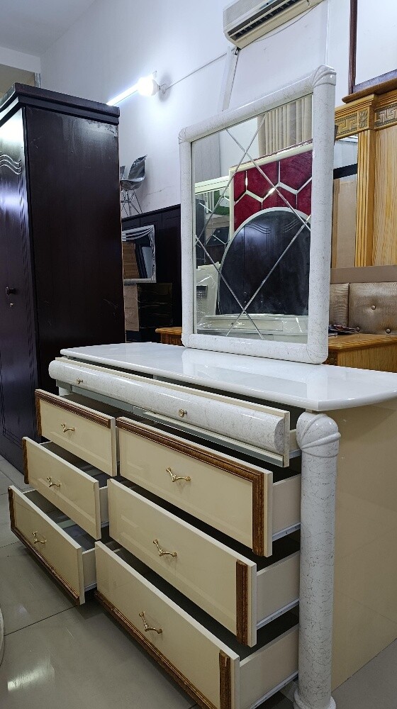 drasing table for sale - 6