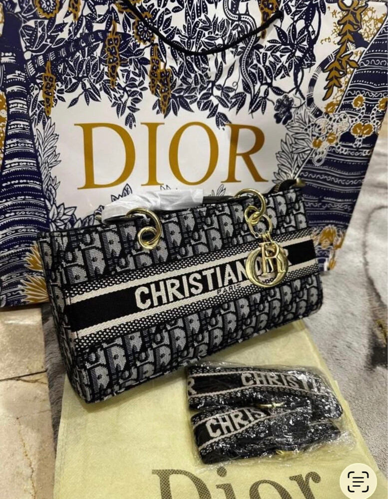 LUXURY BRANDED BAGS TOP QUALITY - 28