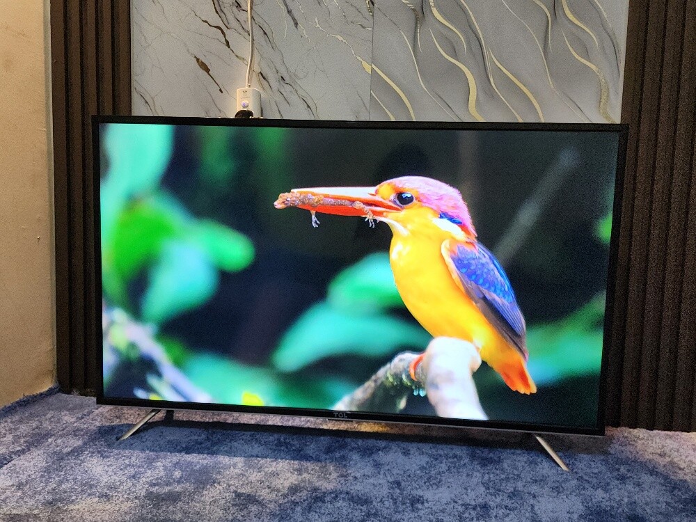 50 inch smart tv TCL Brand - 4