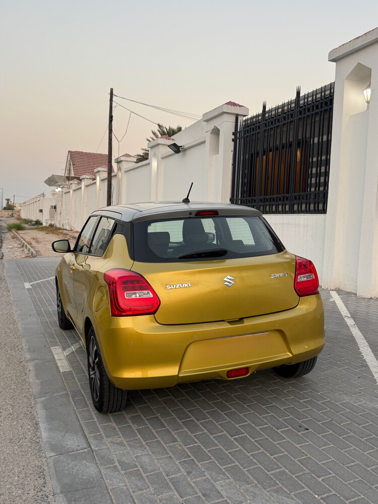 2021 SWIFT LOW KM FOR SALE - 2