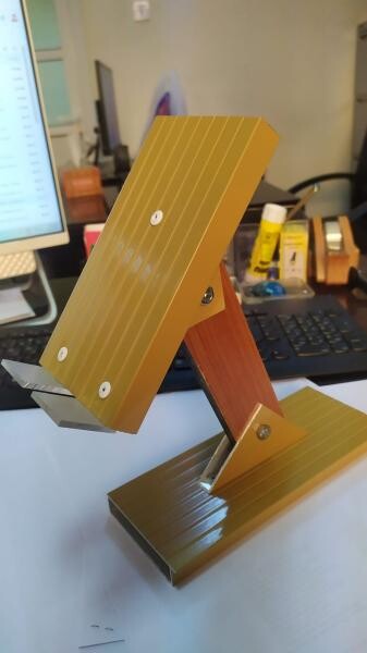 MOBILE STAND - 4