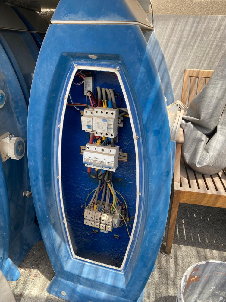 Corrosion-resistant fiberglass mari - 3