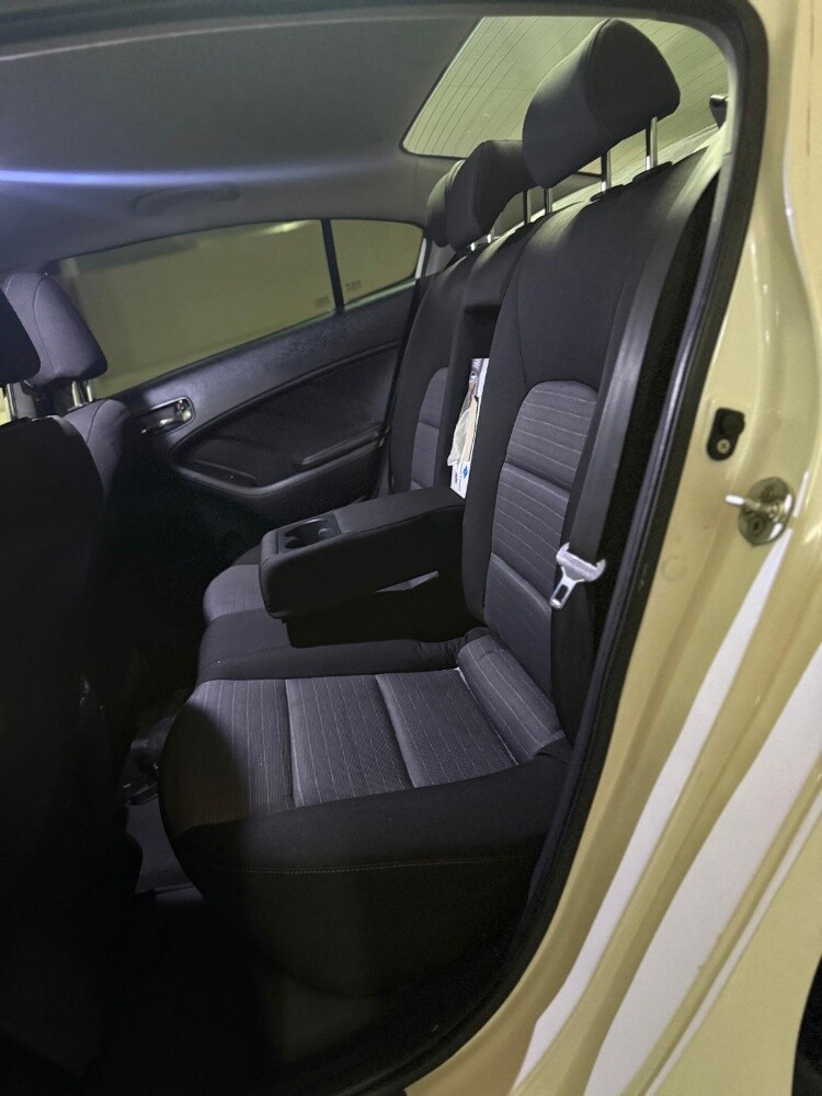 Kia Cerato Full Options - 4