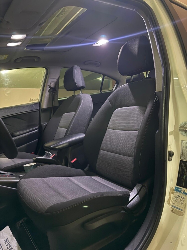 Kia Cerato Full Options - 8