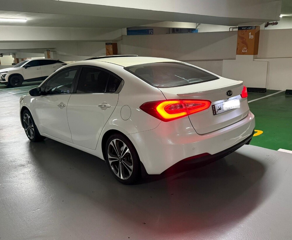 Kia Cerato Full Options - 10