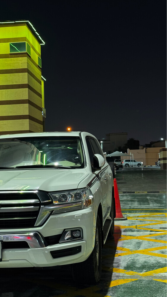 2019 Land Cruiser, original paint. - 5