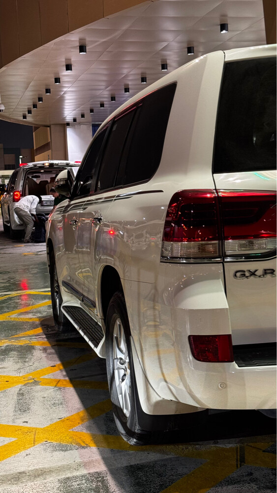 2019 Land Cruiser, original paint. - 3