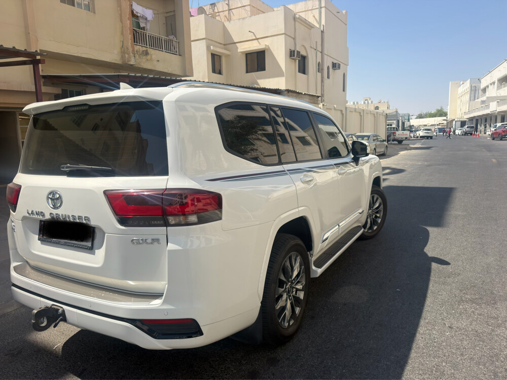 TOYOTA LAND CRUISER GXR TWIN TURBO  - 10